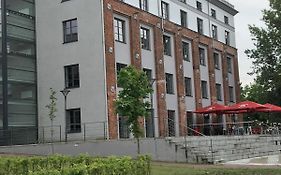 Butas centre
